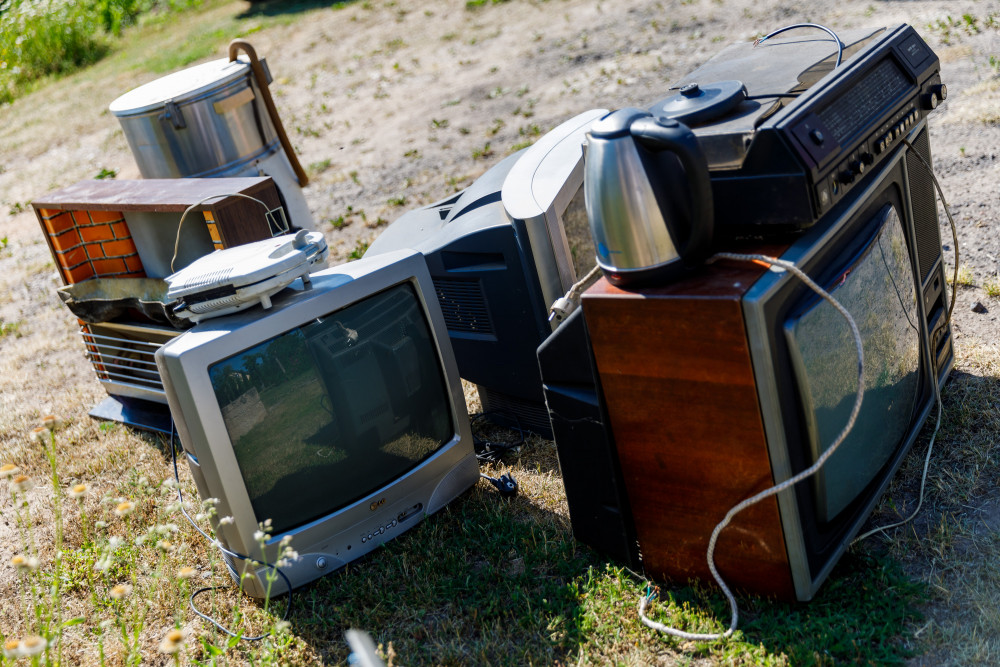 Mālpils novadā “Elektronikas šķiratlona” 2.posmā sašķiroti 2880 kilogrami elektroiekārtu