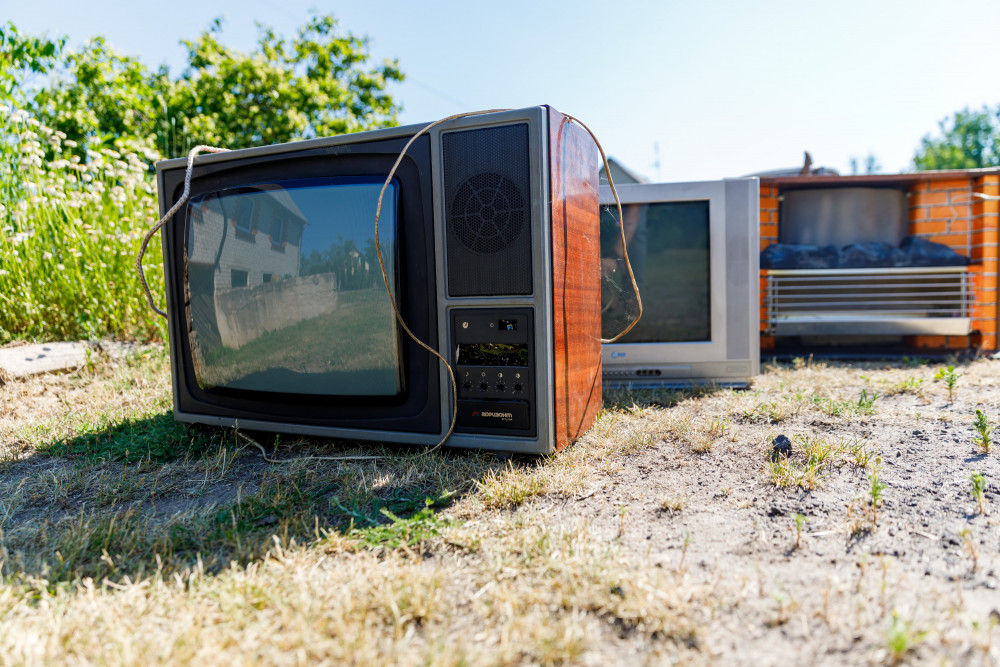 Siguldas novadā “Elektronikas šķiratlona” 2.posmā sašķiroti 11 400 kilogrami elektroiekārtu