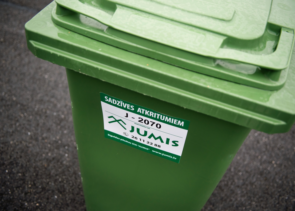 Par izmaiņām sadzīves un bioloģiski noārdāmo atkritumu apsaimniekošanas pakalpojumu maksā Siguldas pilsētā, kā arī Siguldas, Allažu un Mores un Mālpils pagastos no 01.01.2024.