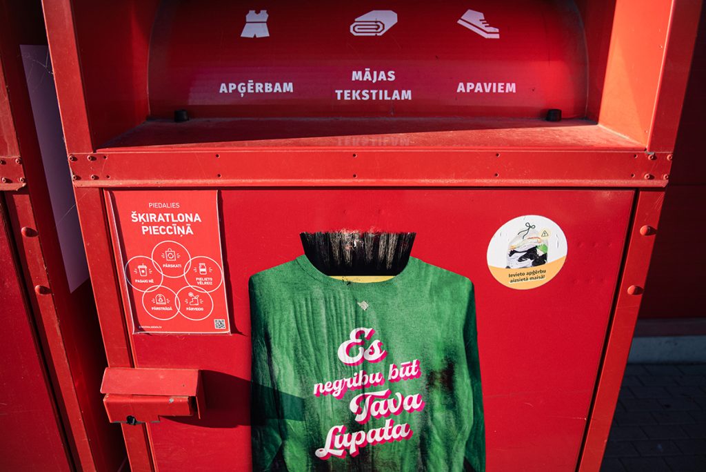 Inčukalna pagastā un Siguldā izvietoti trīs papildu konteineri tekstila šķirošanai
