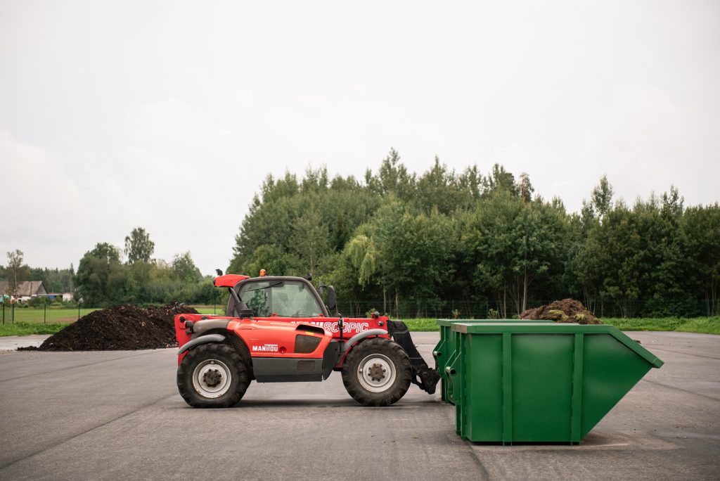 28. martā darbu atsāks dārzu un parku atkritumu kompostēšanas laukums “Kreiļi”